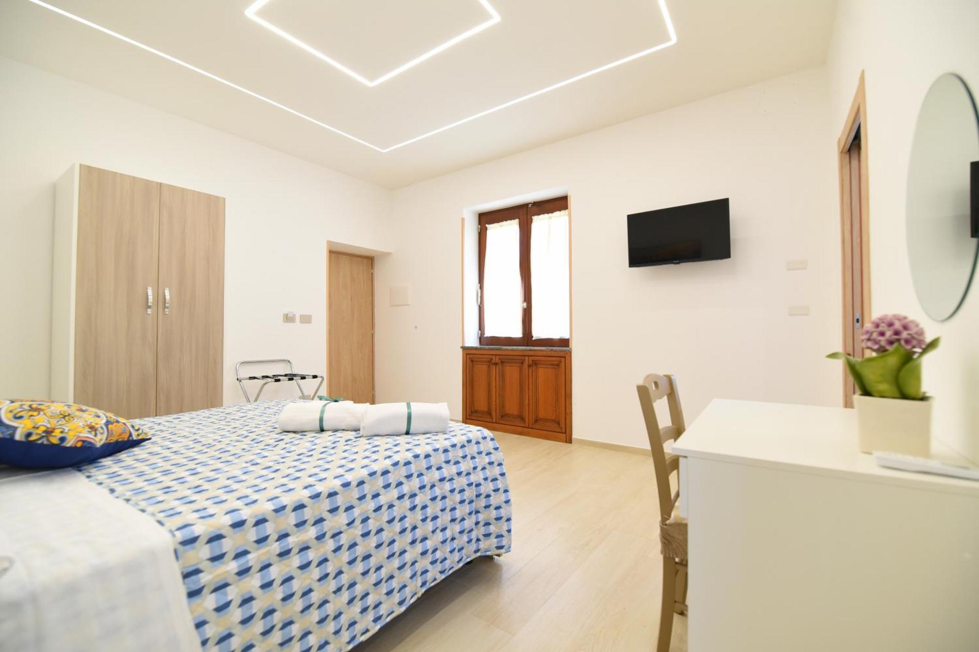 Acunto's Homes Holiday home *